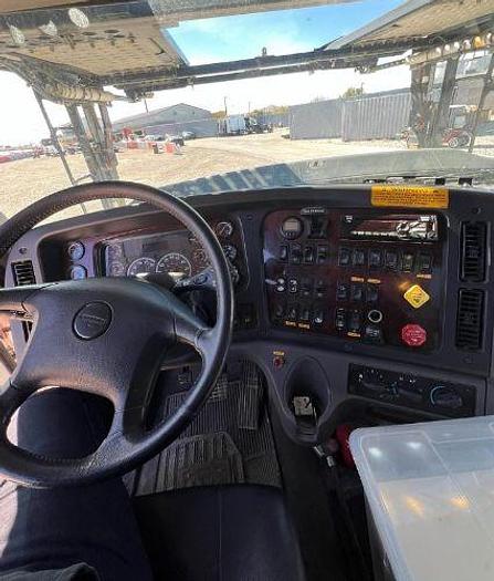 Used 2019 Freightliner 114SD