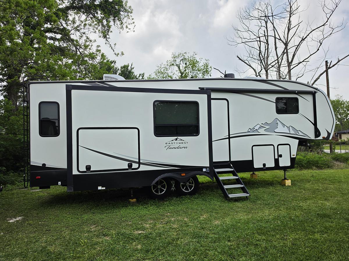 Used 2022 Forest River Tandara