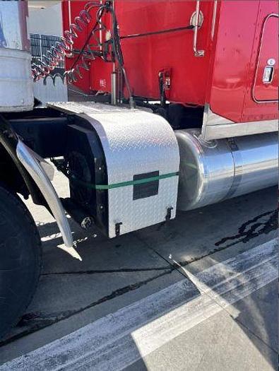 Used 2004 Peterbilt 379