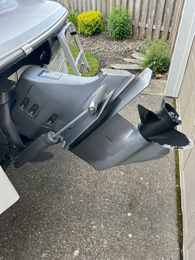 Used 2001 Four Winns Horizon 180