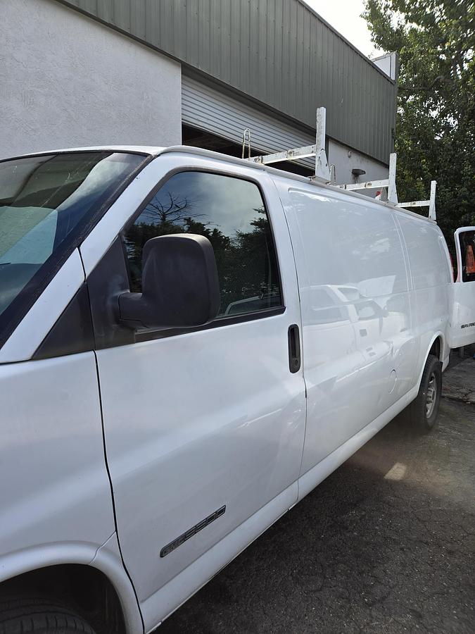 Used 2005 Gmc Savana 3500