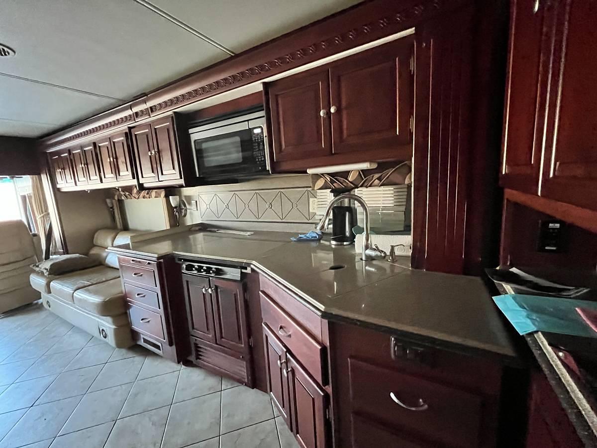 Used 2007 Tiffin Phaeton
