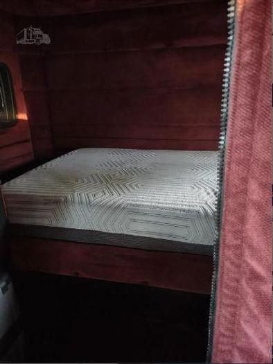 Used 2001 Peterbilt 379