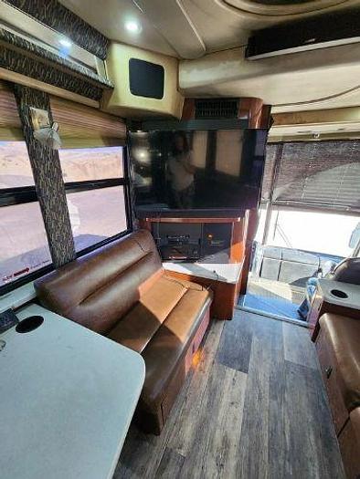 Used 1999 Prevost H3 45 Entertainer Bus