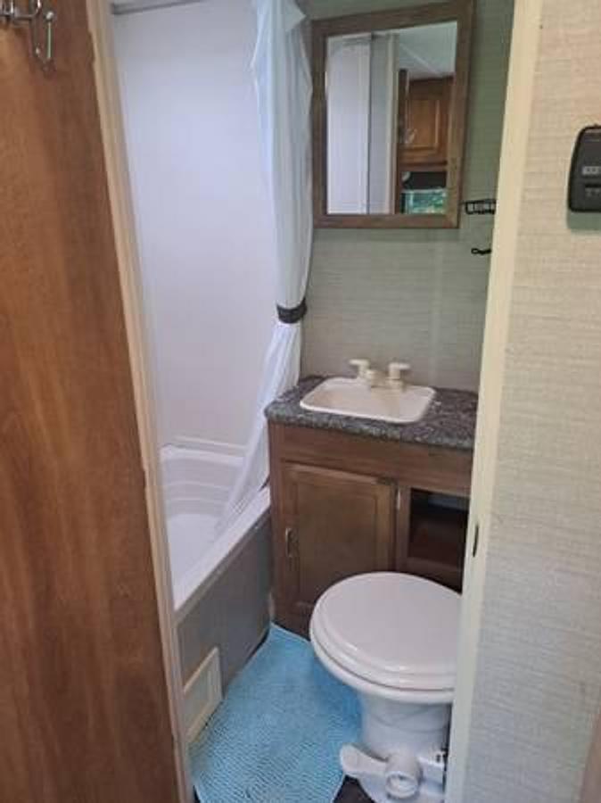 Used 2016 Keystone Summerland Camper