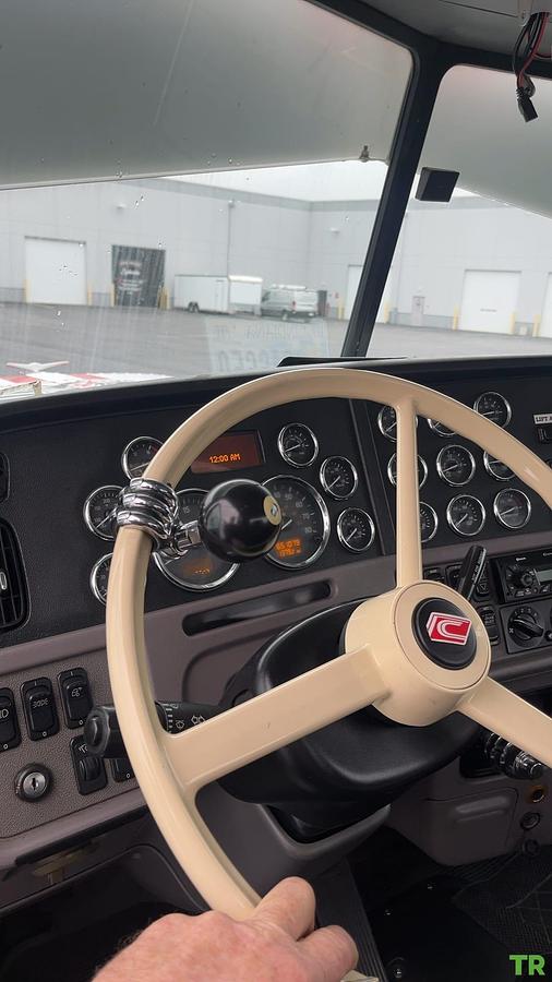 Used 2014 Peterbilt 388