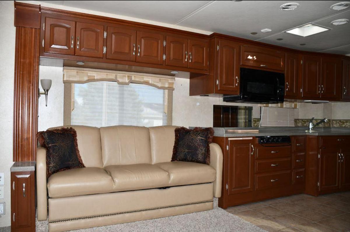 Used 2007 Newmar Kountry Star 3912