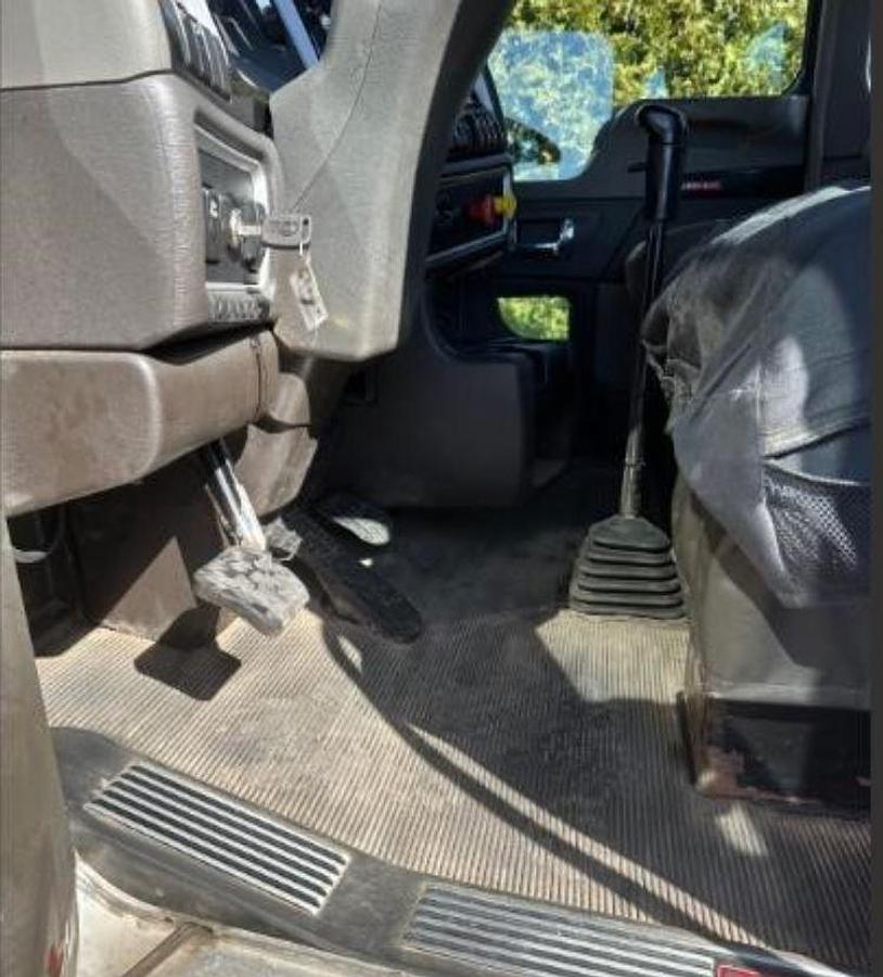 Used 2016 Kenworth T440