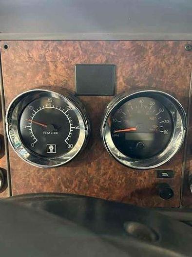 Used 2005 KENWORTH W900L