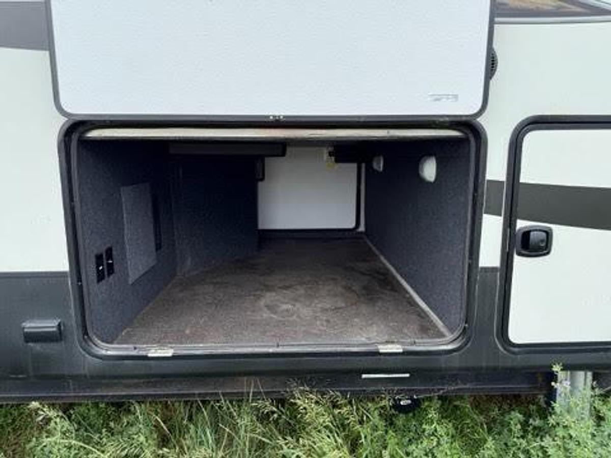 Used 2019 Heartland Big Horn 3925MLP Fifth Wheel