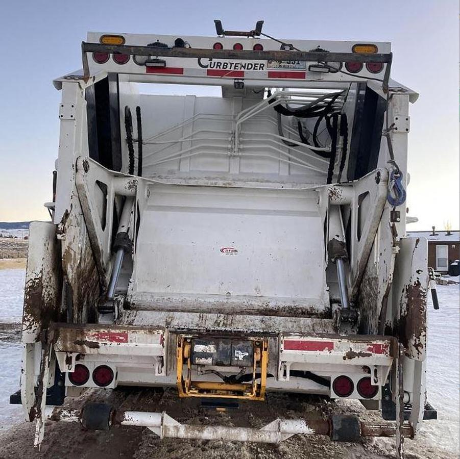 Used 2021 PETERBILT 337