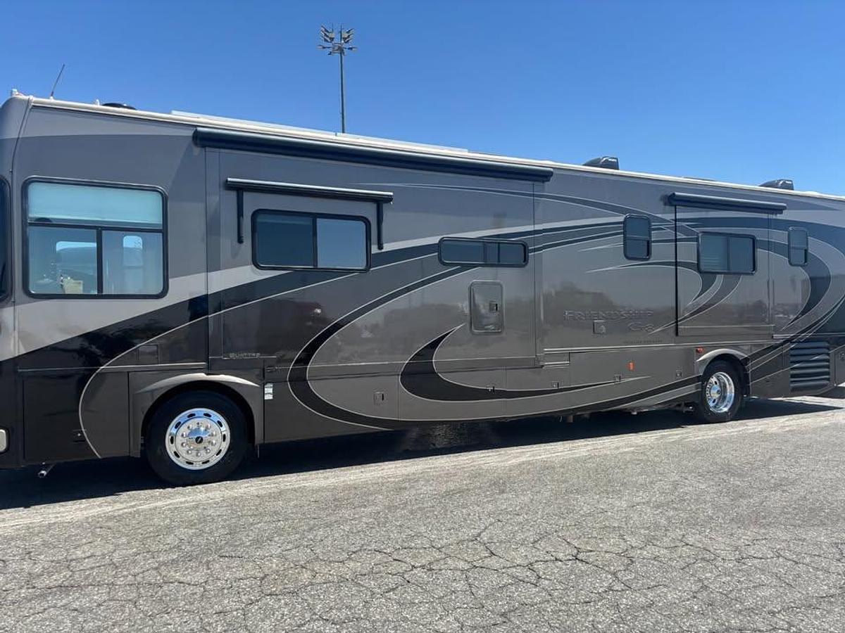 Used 2007 Gulf Stream Coach Friendship G8 8412 Class A Motorhome