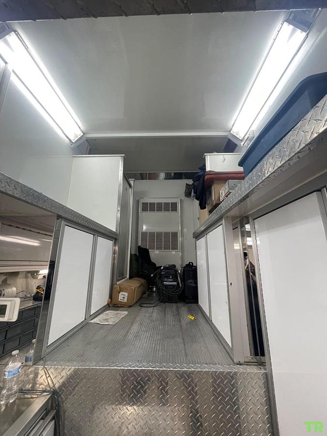Used 2005 Freightliner Renegade