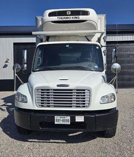 Used 2019 Freightliner Business Class M2 106
