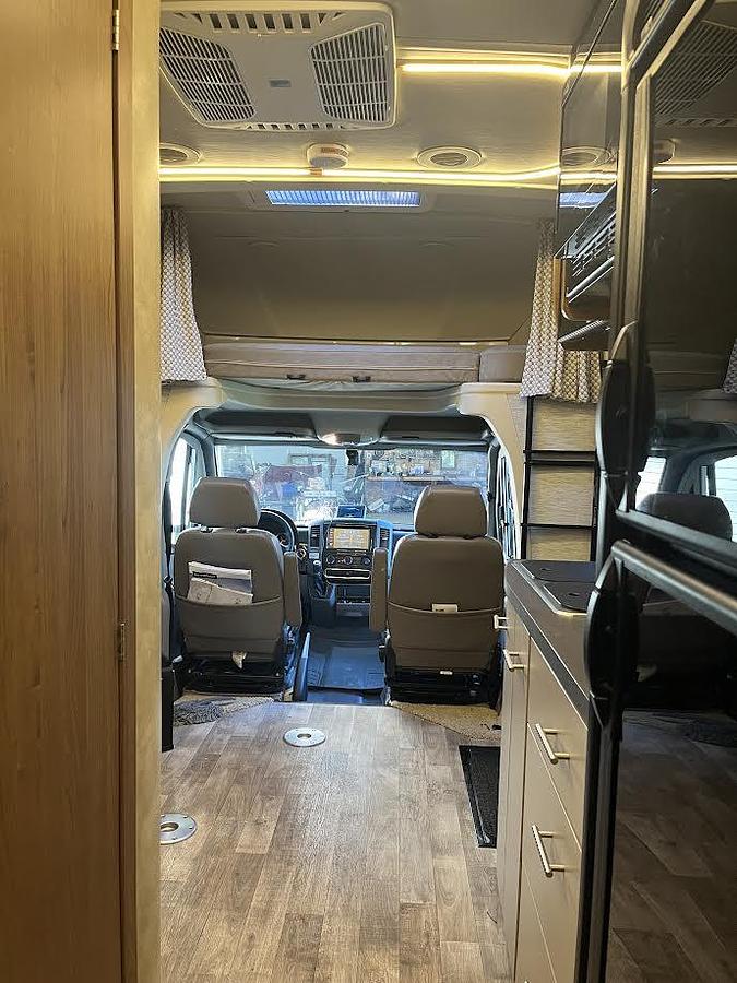 Used 2019 Winnebago View 24V Class C Motorhome