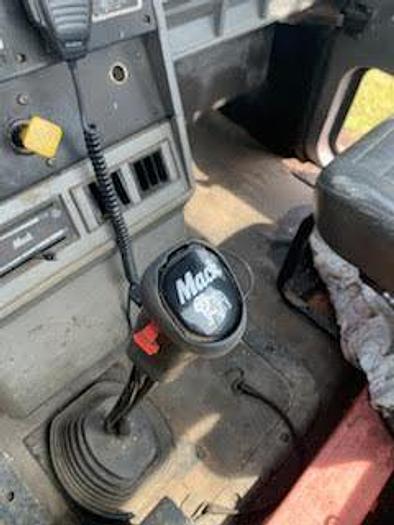 Used 1998 Mack CL713