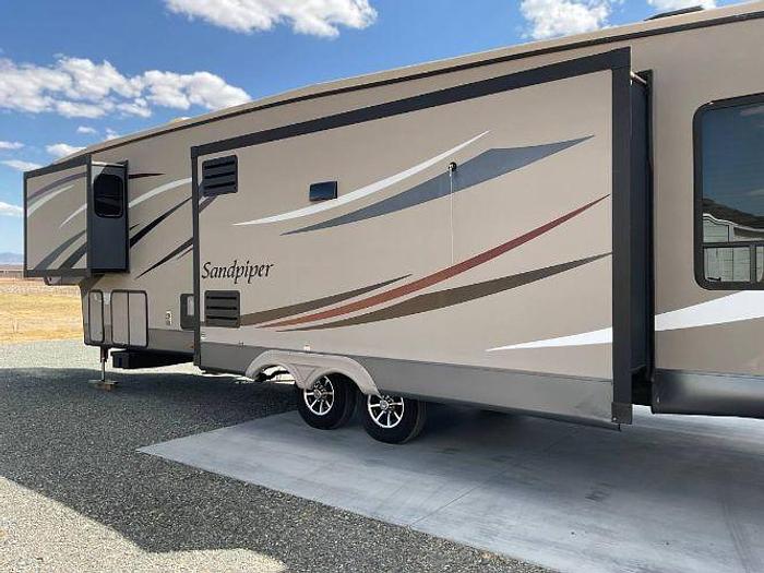 Used 2015 Forest River Sandpiper 346RETS