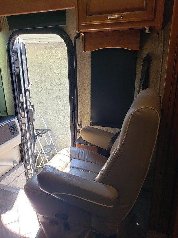 Used 2018 Holiday Rambler Endeavor XL 38N  360 XCM Diesel Pusher Motorhome