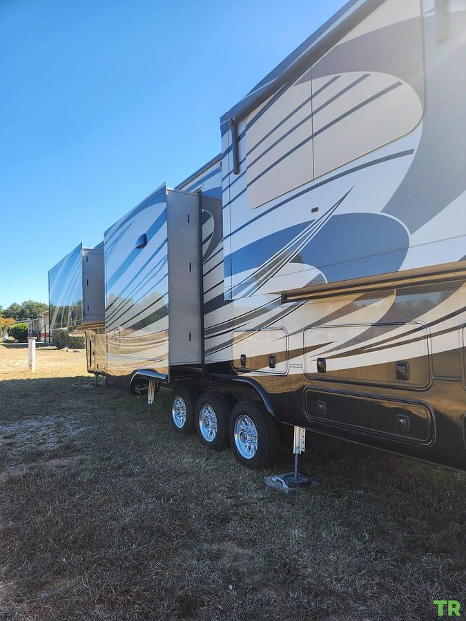 Used 2020 DRV Mobile Suite 44 Columbus
