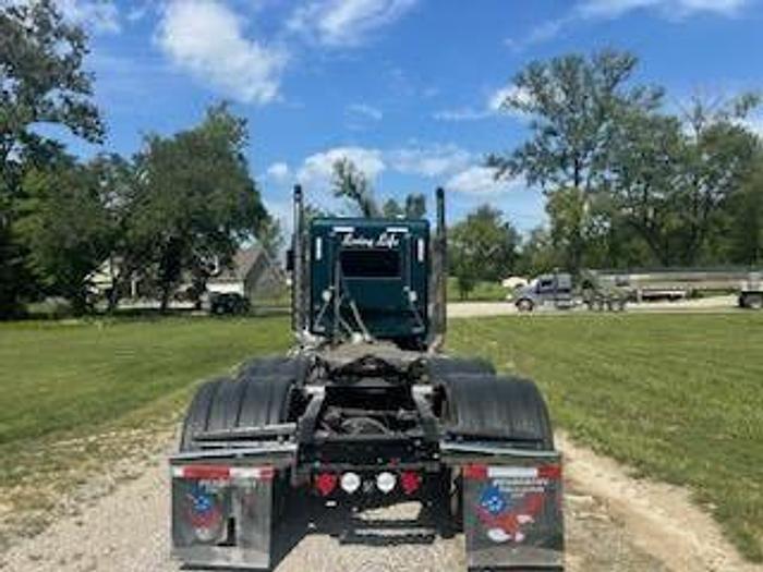 Used 2020 KENWORTH T800