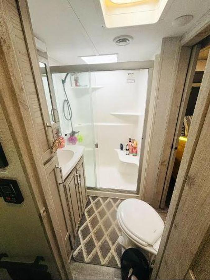 Used 2022 Keystone Alpine 3720MD