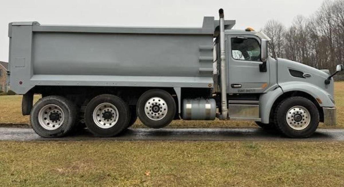 Used 2015 Peterbilt 579 Dump Truck