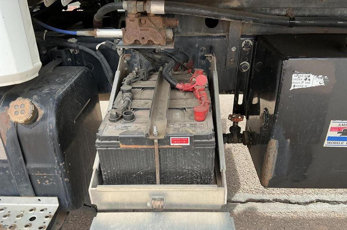 Used Freightliner F180 Dump Truck