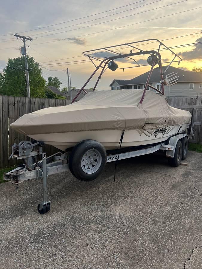 Used 1997 Malibu Sunsetter LX Ski Boat