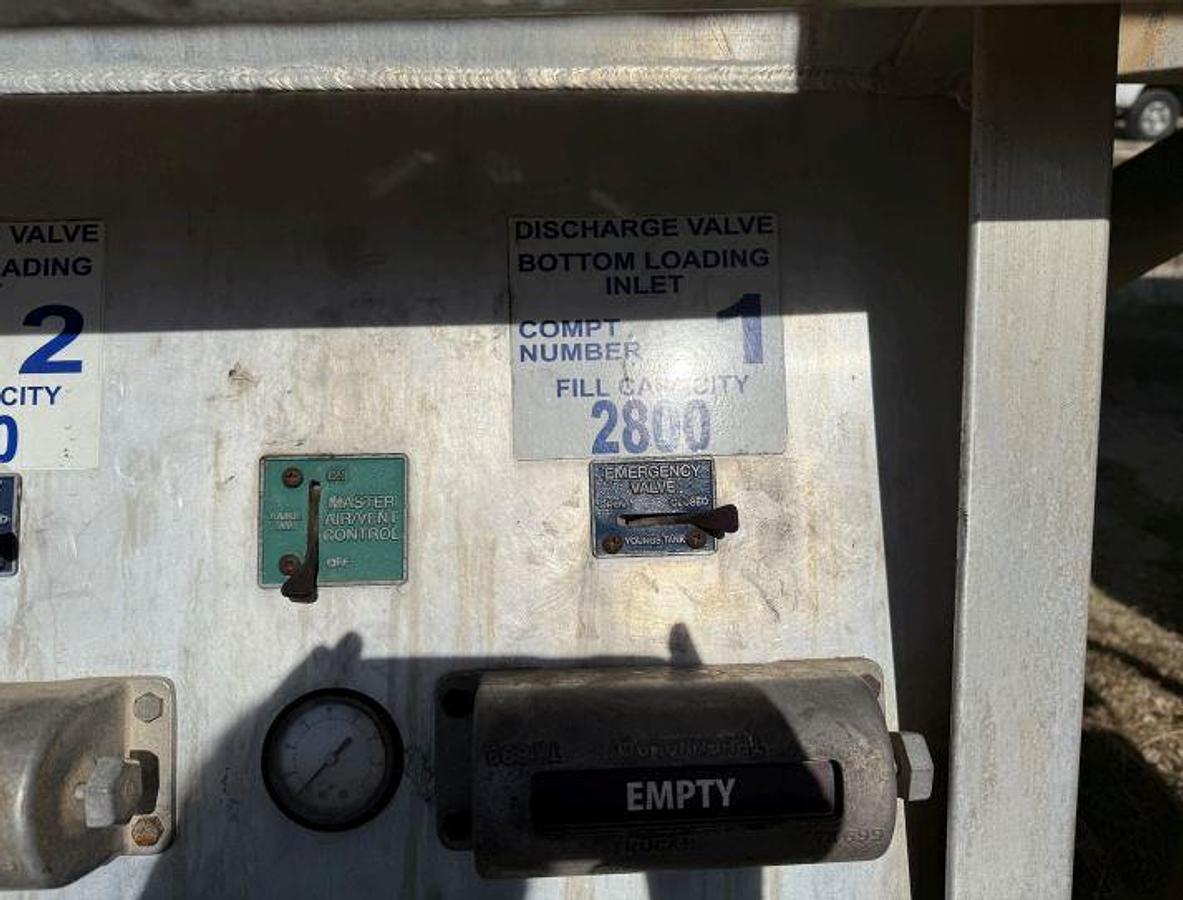 Used Youngs DOT 407 Multi-Compartment Tanker