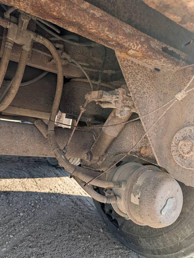 Used 2005 CEI Pacer 24 Ton Feed Trailer