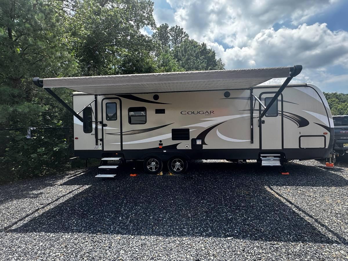 Used 2019 Keystone Cougar 27SAB