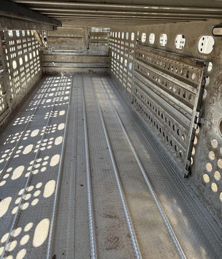 Used 2016 MERRITT 102 in