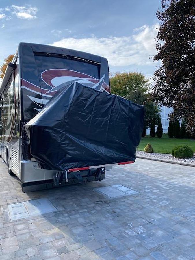 Used 2018 Thor Tuscany 40 DX with 450 HP Cummins engine