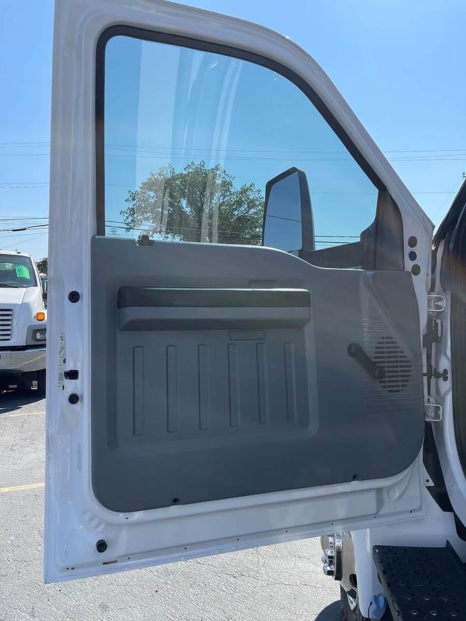 Used 2017 Ford F650 XL Mechanic Service Truck