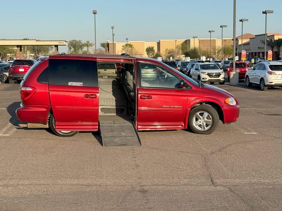 Used 2007 Dodge Grand Caravan SXT Wheelchair Accessible