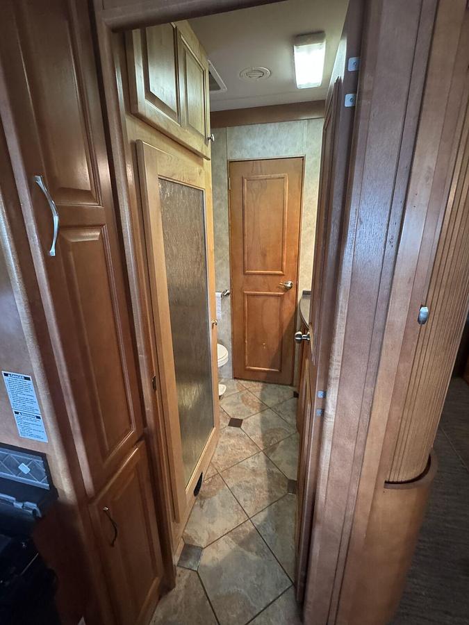 Used 2007 Gulf Stream Tourmaster M-40F Class A Motorhome