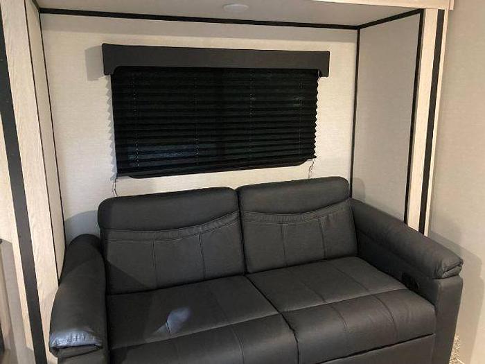 Used 2023 Coachmen Apex Nano 213RDS