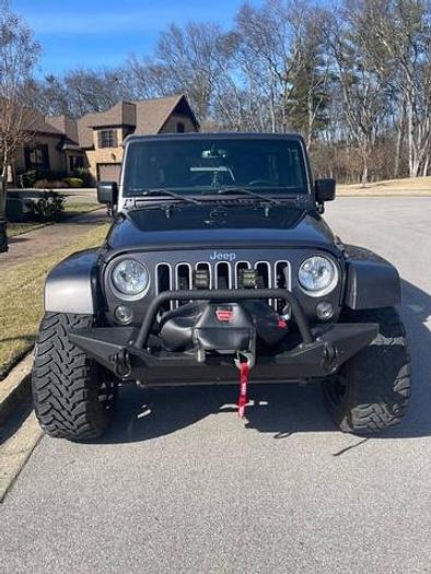 Used 2018 Jeep Wrangler JK Unlimited Sahara