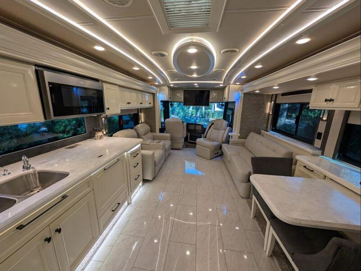 Used 2022 Tiffin Motorhomes Allegro Bus 40IP Class A Motorhome