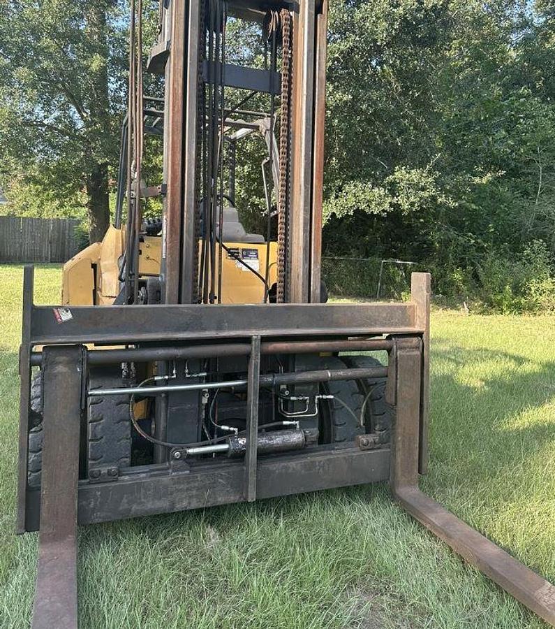 Used 2016 CATERPILLAR DP70N Forklift