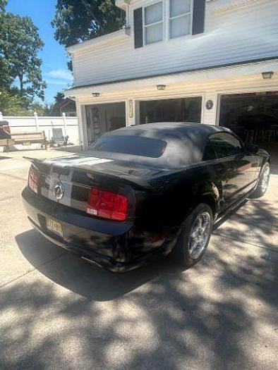 Used 2007 Ford Mustang GT Deluxe