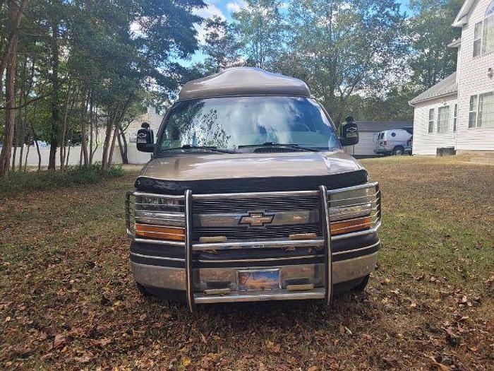 Used 2004 Chevrolet Express Passenger with Wheelchair Lift