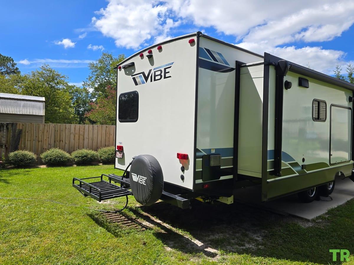 Used 2023 Forest River Vibe 34XL Travel Trailer – Used Only 3 Times – Excellent Condition – Many Extras