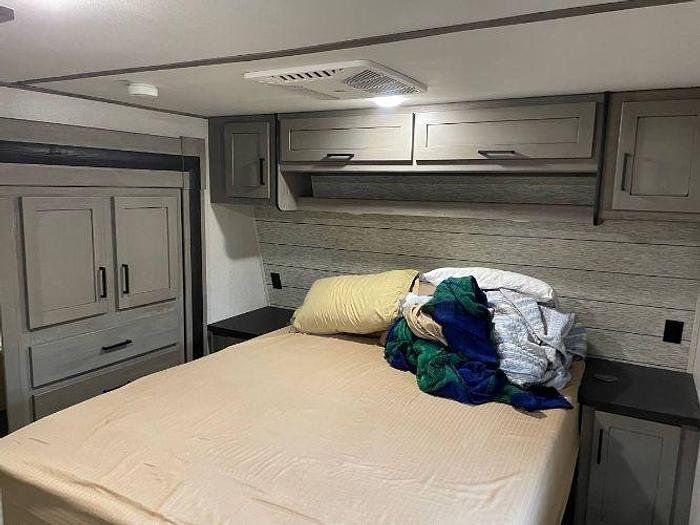 Used 2021 Keystone Carbon 348