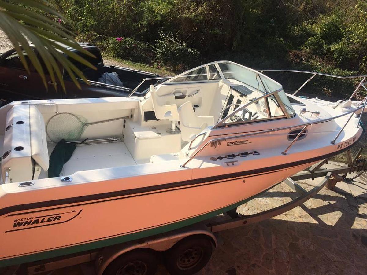 Used 1998 Boston Whaler Conquest