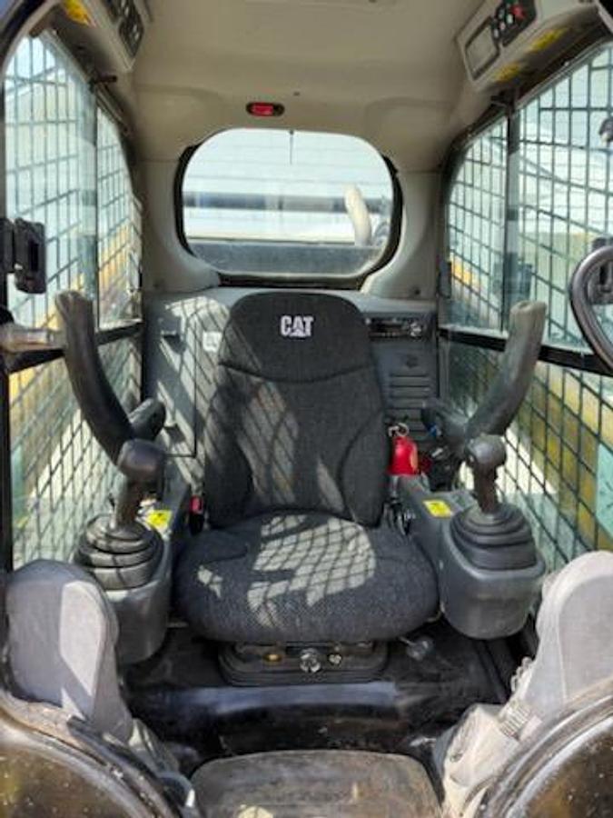 Used 2018 Caterpillar 299D2 Track Skid Steer