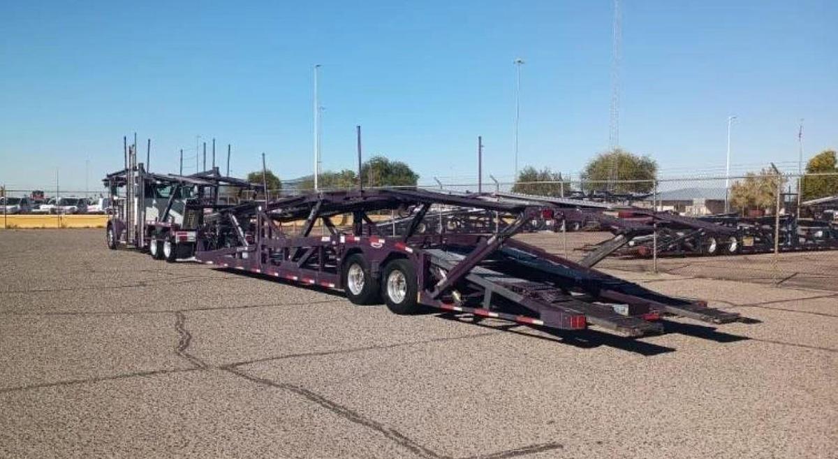 Used 2016 Peterbilt 389