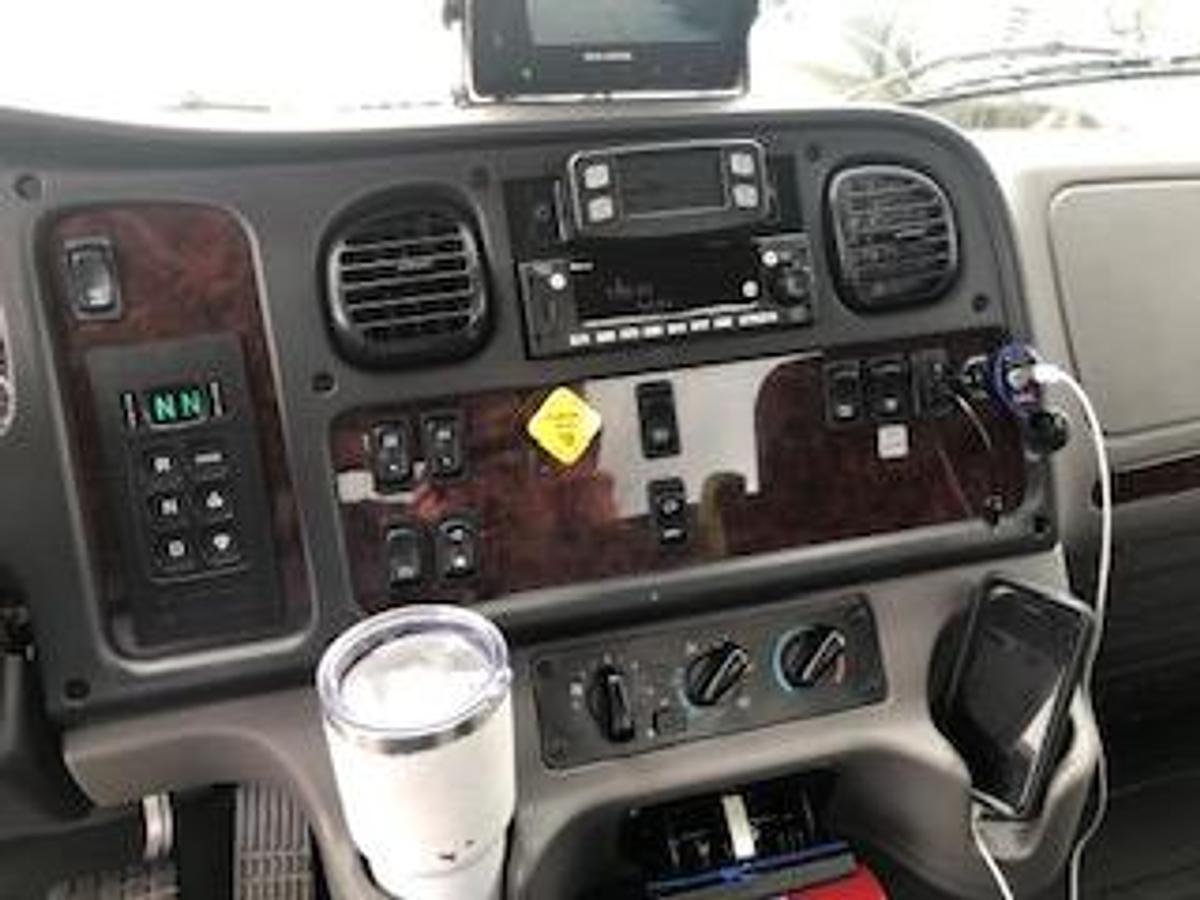 Used 2023 Freightliner Business Class M2 Grapple Truck