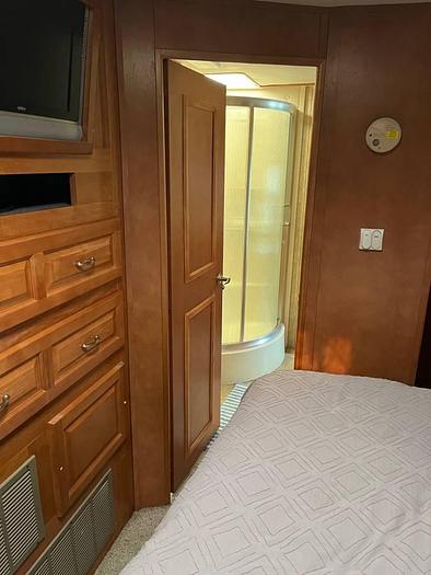 Used 2008 Gulf Stream Yellowstone Country Club Coach