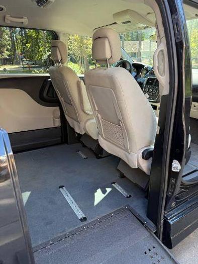 Used 2012 Dodge Grand Caravan SXT